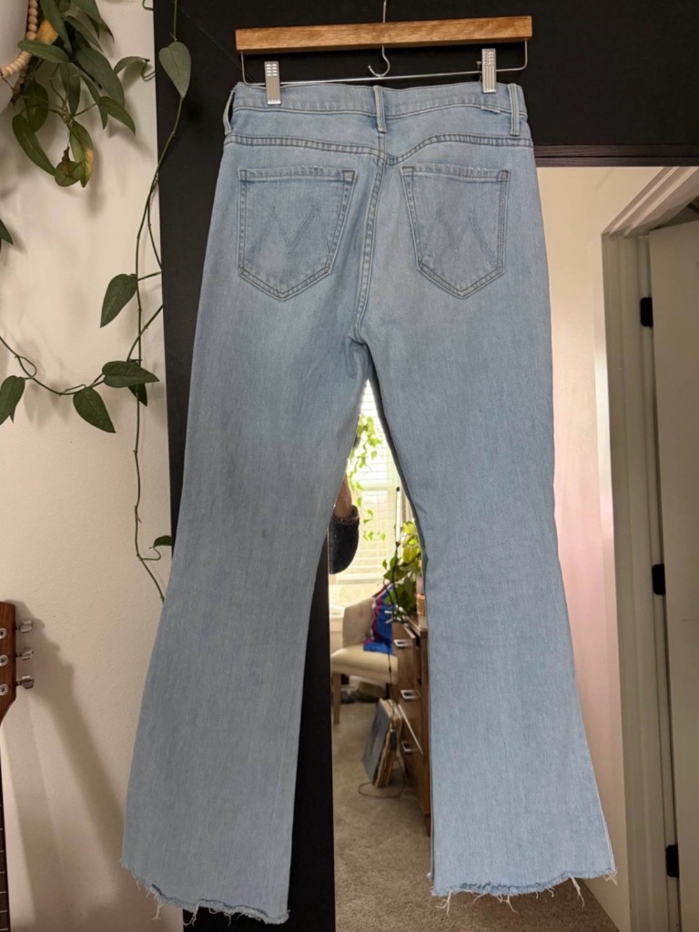 MOTHER The Weekender Fray Jeans